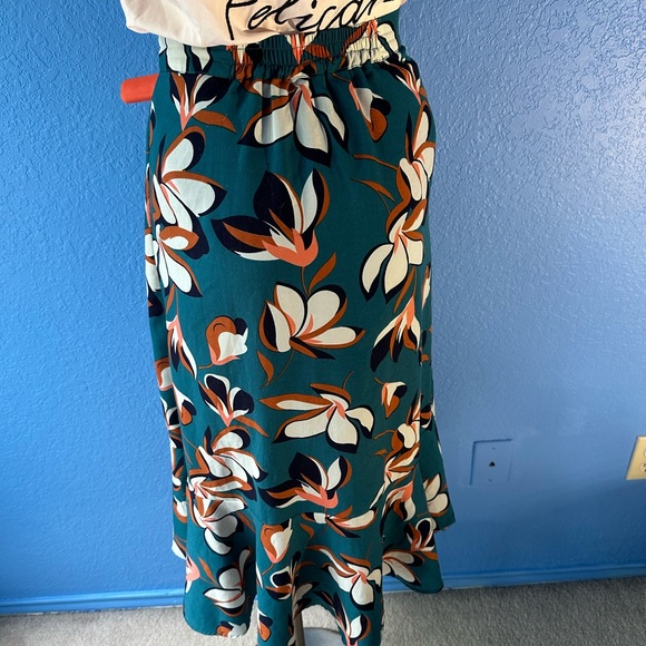 ModCloth Radiant Array Ruffled A-Line Floral MIDI Skirt - Picture 7 of 10